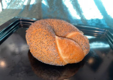 Horn med blå birkes